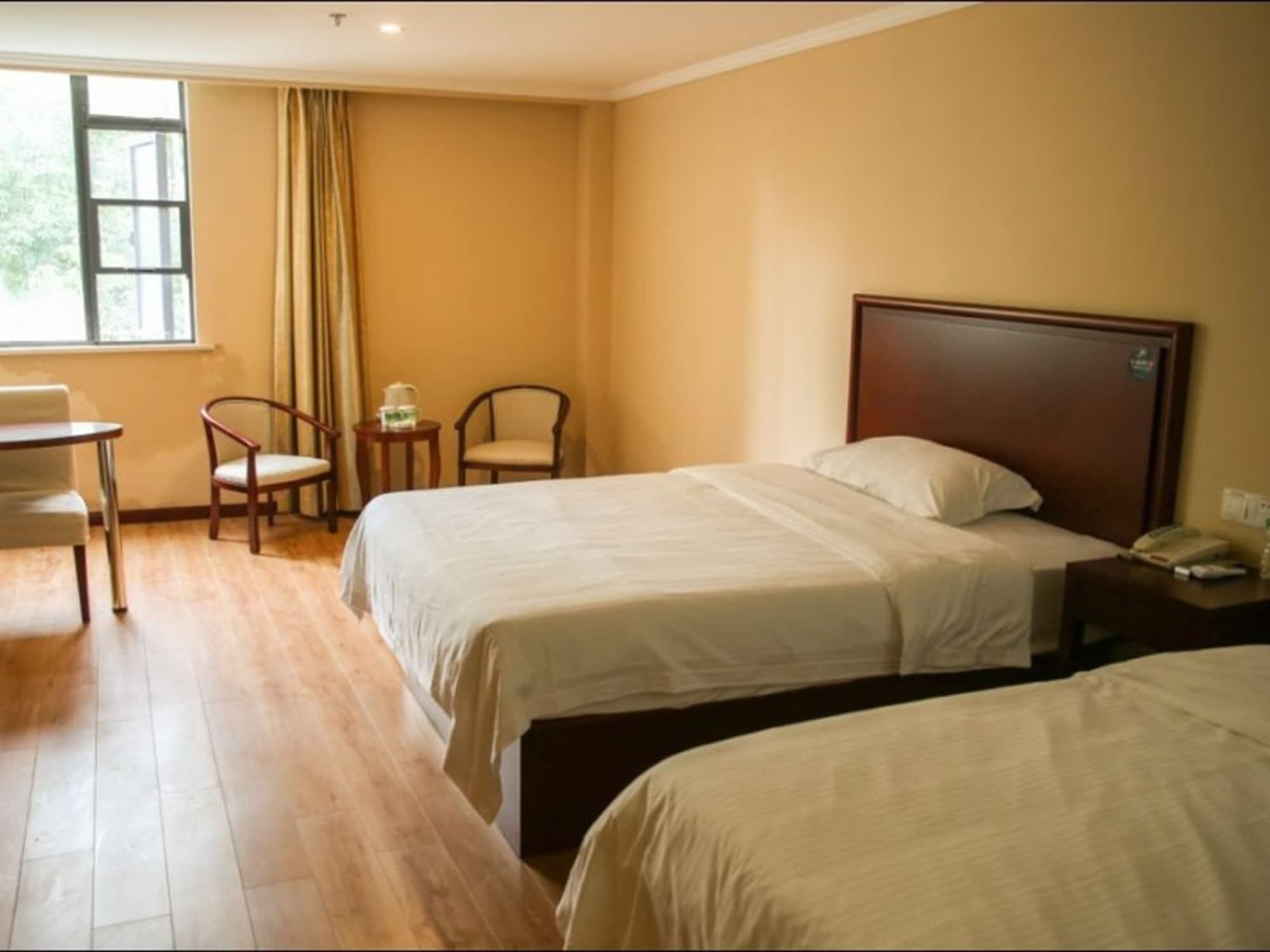 GreenTree Inn JiangSu ZhenJiang DingMao Industrial Park WoDe Square Express Hotel Exterior foto