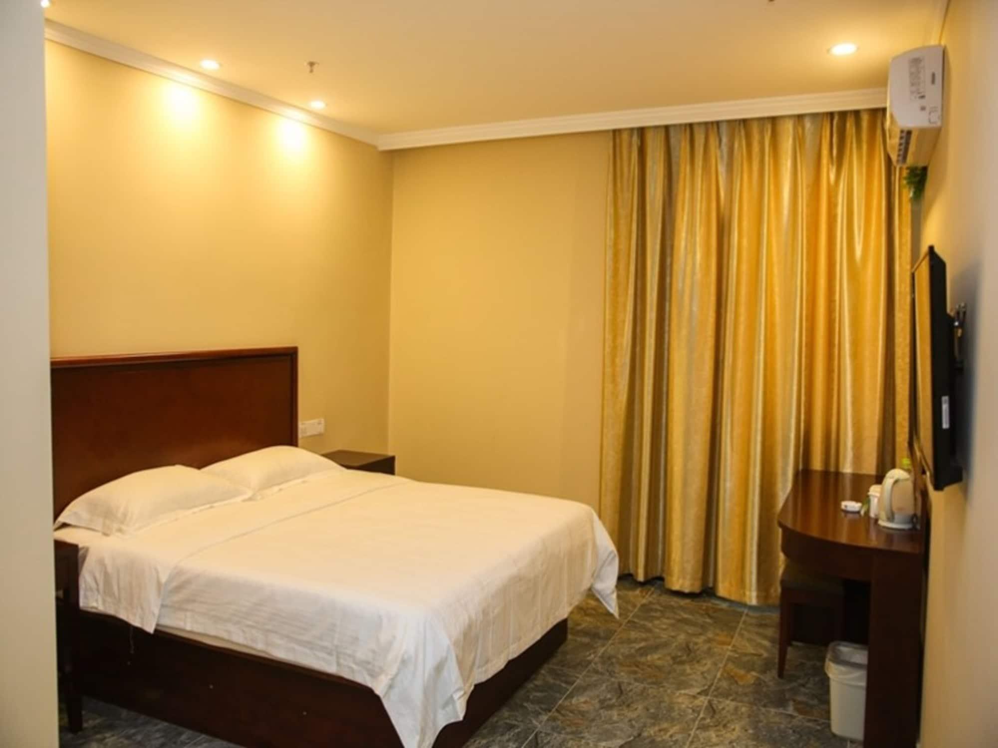 GreenTree Inn JiangSu ZhenJiang DingMao Industrial Park WoDe Square Express Hotel Exterior foto