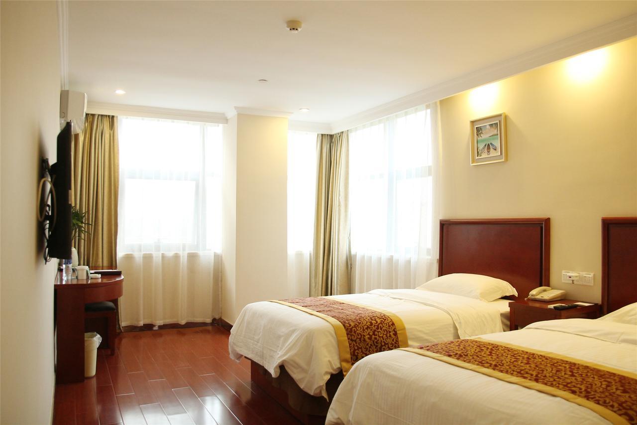GreenTree Inn JiangSu ZhenJiang DingMao Industrial Park WoDe Square Express Hotel Exterior foto