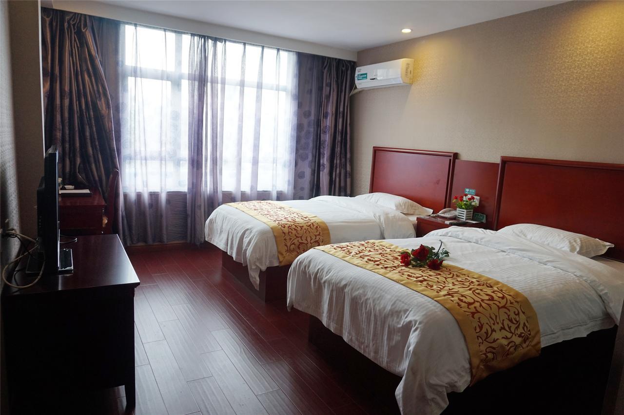 GreenTree Inn JiangSu ZhenJiang DingMao Industrial Park WoDe Square Express Hotel Exterior foto