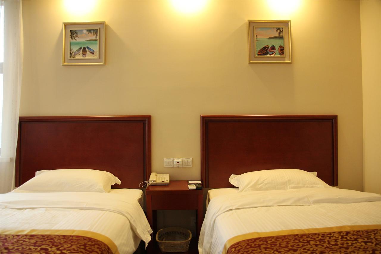GreenTree Inn JiangSu ZhenJiang DingMao Industrial Park WoDe Square Express Hotel Exterior foto